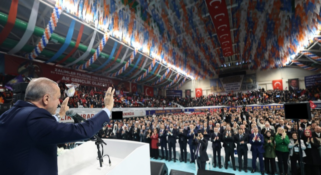 ERDOGAN: “Terör, hukukun ve demokrasinin düşmanıdır”