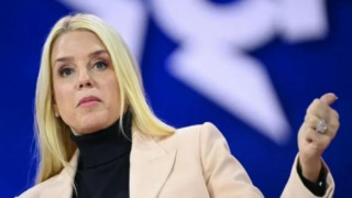 Trump'ın yeni adalet bakanı adayı Pam Bondi oldu