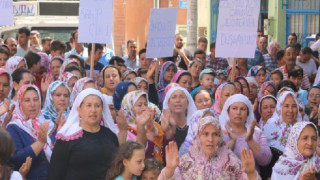 Geri çekilin, halk uyandı!