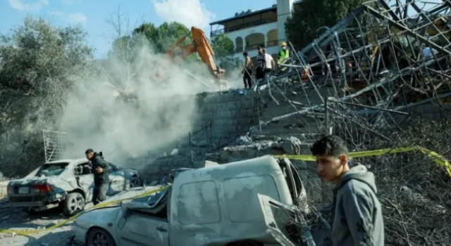 İsrail'in Lübnan ve Gazze'deki saldırılarında onlarca kişi öldü