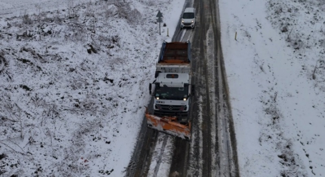 BÜYÜKŞEHİR'DEN KAR MESAİSİ