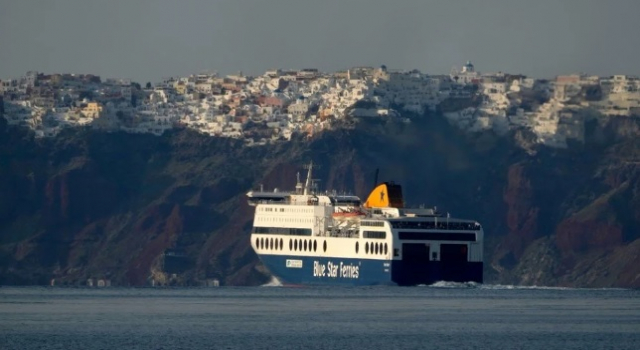 Santorini’den kaçış sürüyor: Büyük deprem kapıda, turizm bitmek üzere