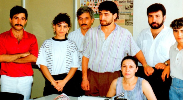 1990 LI YILLAR GÖKTAŞ VE ADANA YENİ GÜNEY HABER GAZETESİ YAZI KADROSU
