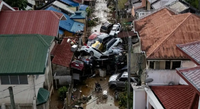 Filipinler'de Kalmaegi Tayfunu: Ölü sayısı 140'ı geçti
