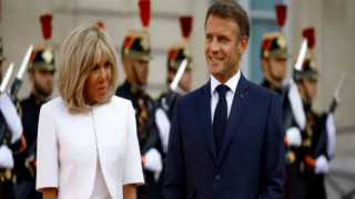 Fransa Cumhurbaşkanı'nın eşi Brigitte Macron’un erkek doğduğunu iddia eden iki kişi tazminata mahkum edildi