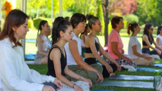 BÜYÜKŞEHİRDE YOGA EĞİTİMLERİ BAŞLIYOR