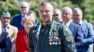 Moldova'da Aziz George kurdelesi takan yaşlılar para cezasına çarptırılıyor